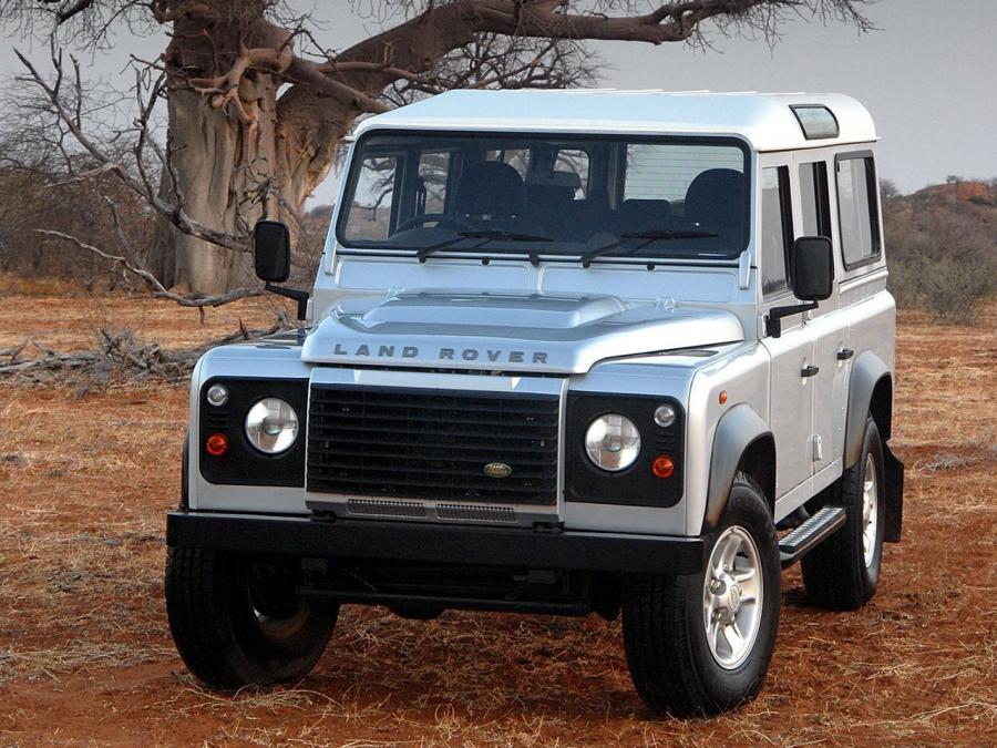  Land Rover Defender 110 Station Wagon 2007 года  (ZA) (фото 3 из 6)